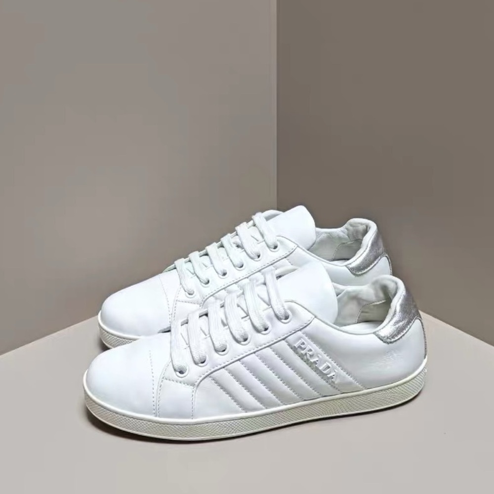 🚩steal authentic Prada White and Silver Women's Sneakers